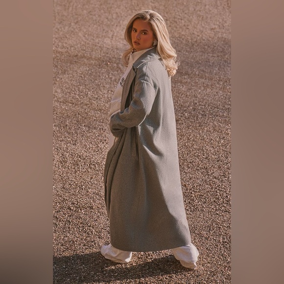 GRAY WOOL OVERSIZED COAT SIZE M - Picture 3 of 9